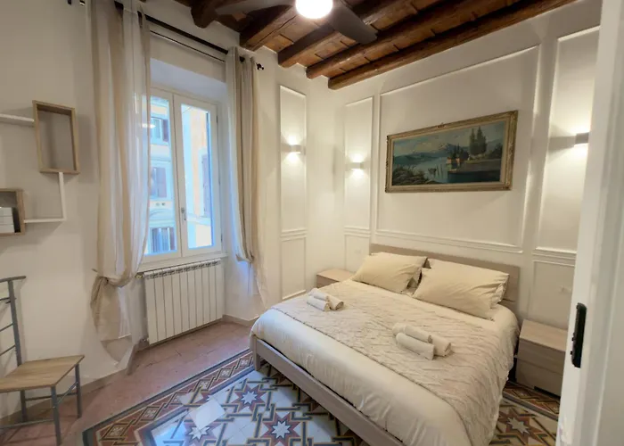 Bocaccio's - 2 Min From Trevi Fountain Apartment Rome